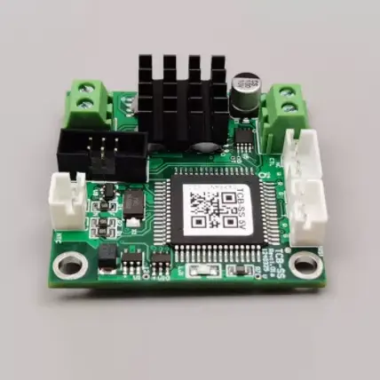 Controlador de temperatura TCB-SS com tamanho ultracompacto e projetado para Micro TECs